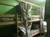 Кровать в общем 6-местном номере для женщин
