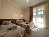 Трехместный Делюкс с балконом номер 24