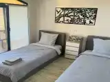 Двухместный номер- студия Делюкс с 2 отдельными кроватями