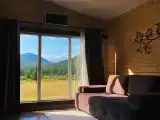 Семейный номер с видом на горы