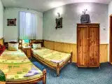 Номер №2,3,4  двухместный номер, с двумя отдельными кроватями, душевая кабинка,  1 этаж