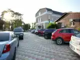 Двухместный номер Делюкс с 1 кроватью и боковым видом на море