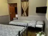 Трехместный номер с собственной ванной комнатой