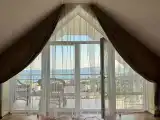Апартаменты-студия с видом на море