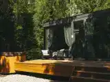 Дом с видом на лес