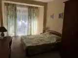 Двухместный номер с 1 кроватью и террасой , вид на сад
