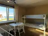 Семейный номер с видом на озеро