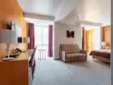 Полулюкс