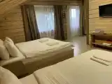 Трехместный номер с видом на сад