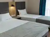 Трехместный номер Deluxe с балконом