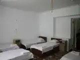 Семейный номер с общей ванной комнатой