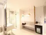 Двухместный люкс двуспальная кровать