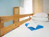 Двухместный номер эконом-класса с 2 отдельными кроватями