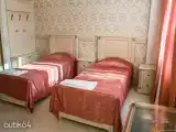 Трехместный номер с тремя раздельными кроватями