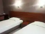 Номер стандарт улучшенный с 2 односпальными кроватями (с завтраком)