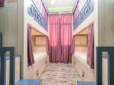 Кровать в общем 4-местном номере для мужчин и женщин