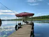 Семейный номер с видом на озеро