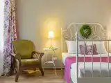 Двухкомнатные апартаменты с кухней и отдельным входом