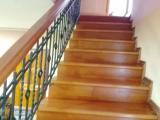 Небольшой двухместный номер с 2 отдельными кроватями