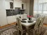 Семейный номер с видом на горы