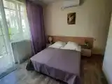 Трехместный номер с балконом