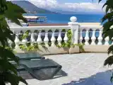 Семейный номер с видом на море