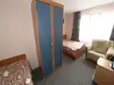 Четырехместный номер с ванной комнатой
