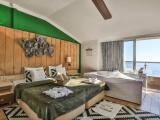 Suite Room With Jacuzzi