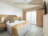 Стандартный двухместный номер с 1 двуспальной кроватью, балкон