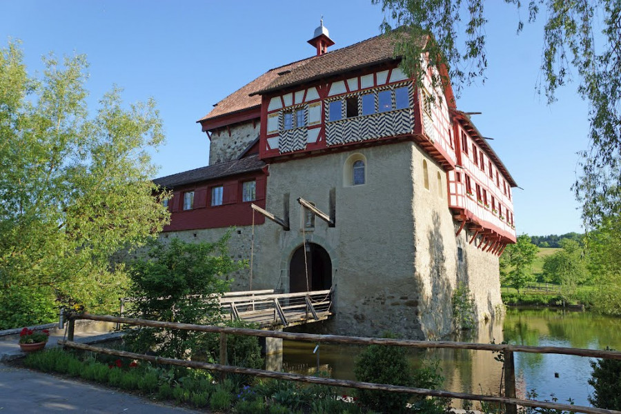 Замок Хагенвиль