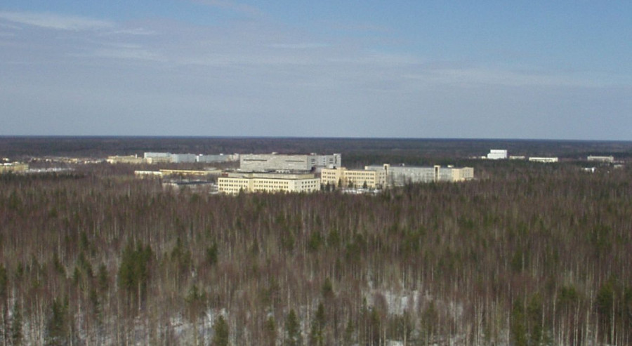 Мирный