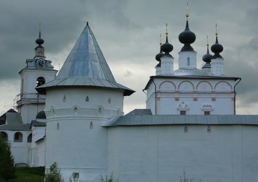 Белопесоцкий монастырь
