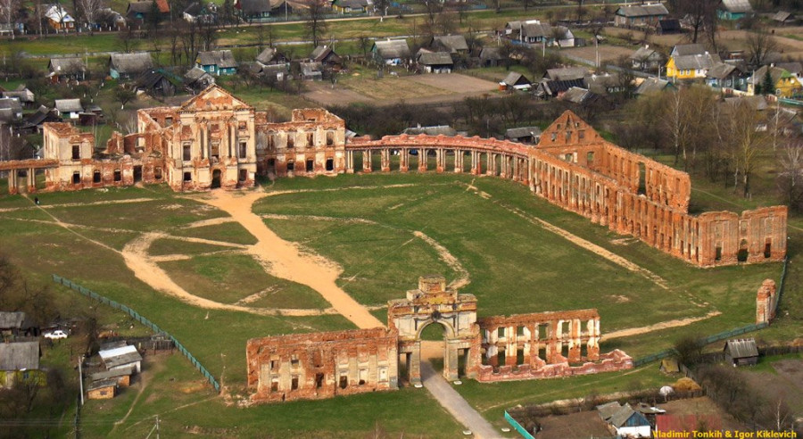 Ружанский дворец