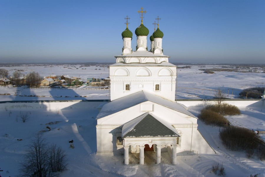 Богоявленский монастырь