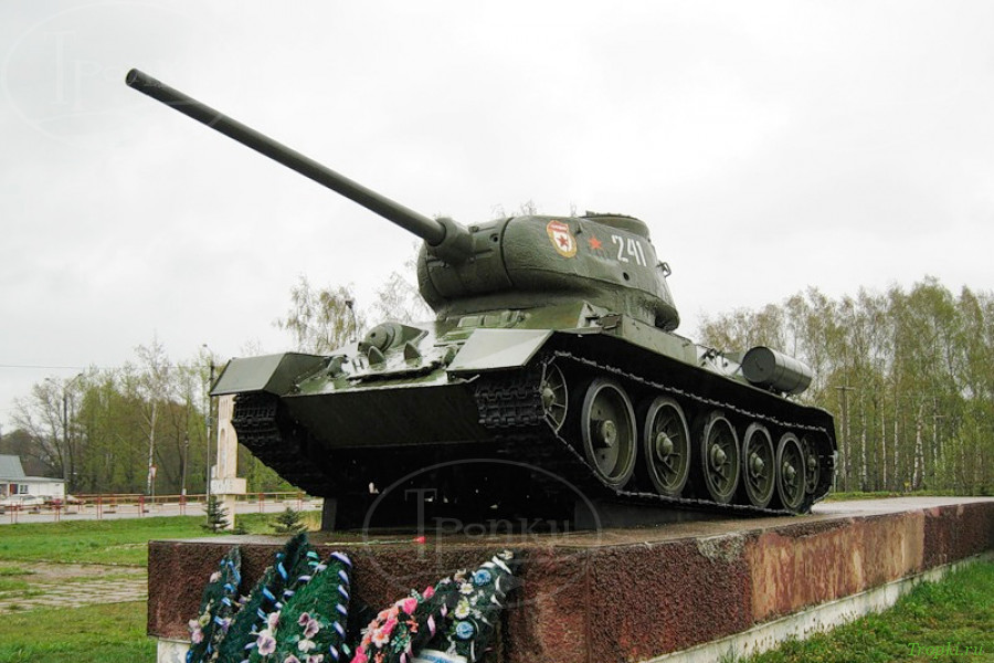 Памятник "Танк Т-34"