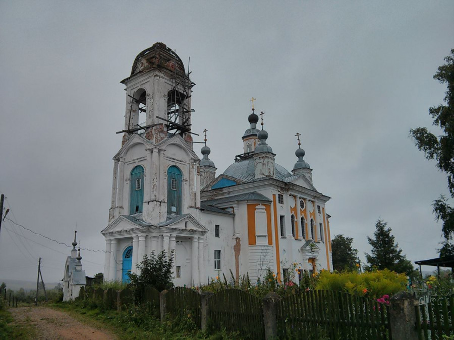 Храм Преображения Господня в Спас-Смердино