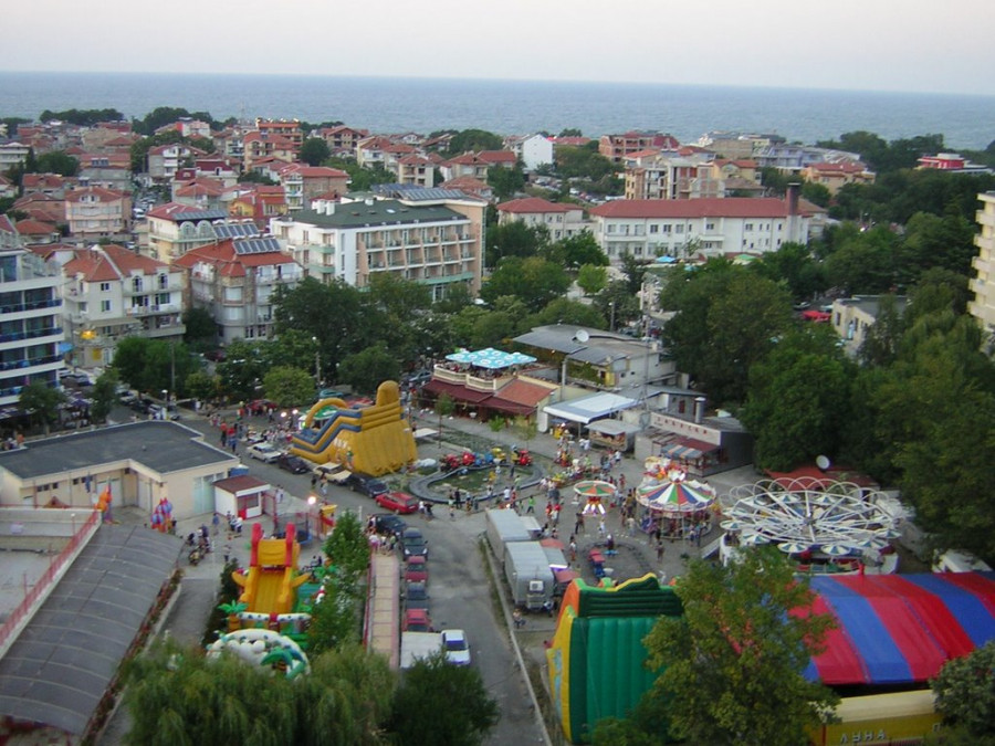 Лунапарк