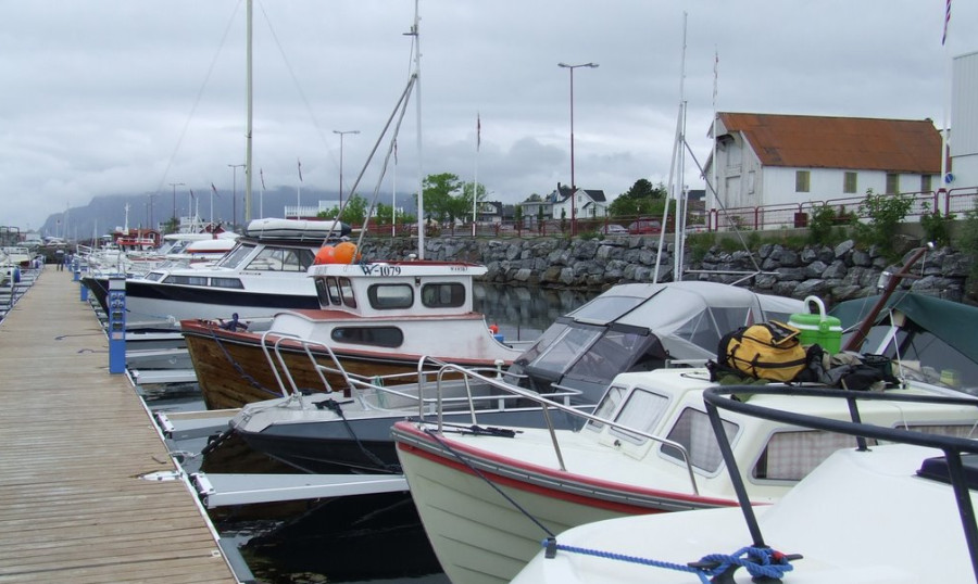 Брённёйсунн