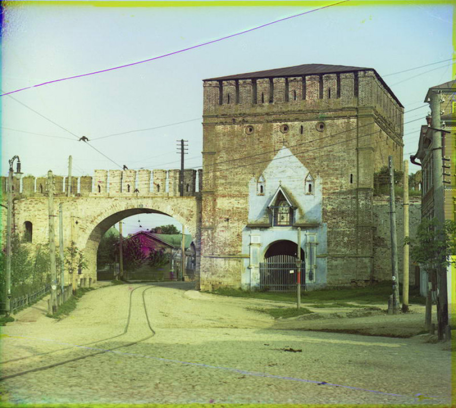 Башня Никольская