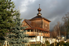 Покровская церковь в Воскресенском - фото 1
