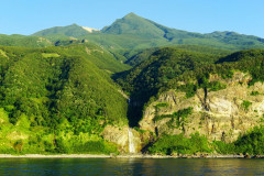 Вулкан Иодзан