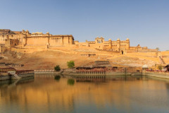 Амбер Амбер