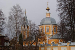 Воскресенский монастырь в Ермолино