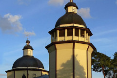 Церковь Воскресения Христова в Важинах