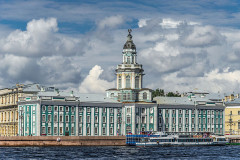 Кунсткамера в Санкт-Петербурге Кунсткамера в Санкт-Петербурге