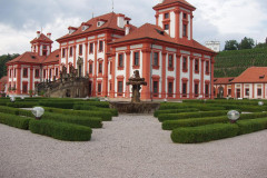 Тройский замок Тройский замок