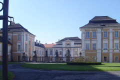 Духцовский замок
