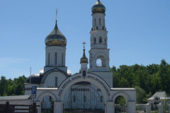 Храм мученика Уара в Вёшках