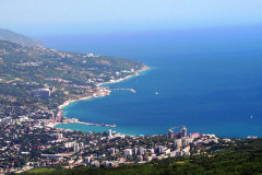 Ялтинский залив