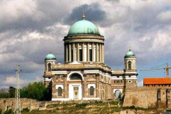 Базилика Святого Адальберта